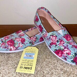 NWT Brand New TOMS Women's Alpargatas Slip-On Shoes Size 9 -Striped Floral
